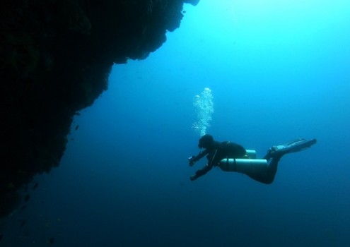 Sidemount Specialty Diver